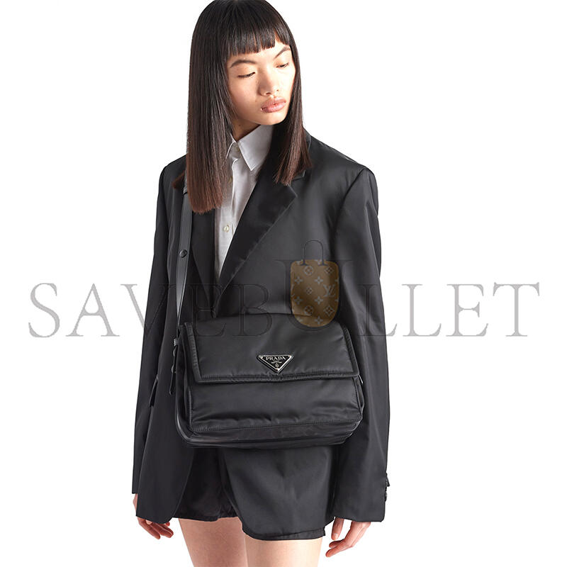 PRADA TRAVELLER MEDIUM PADDED RE-NYLON BAG 1BD255 (30*21.5*12cm) 